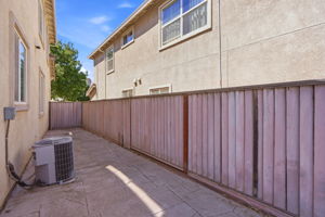  Photo 49