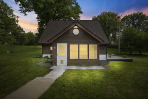  Photo 0