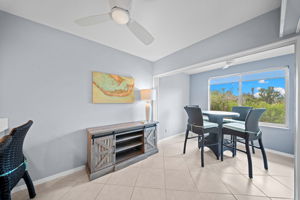  Photo 80
