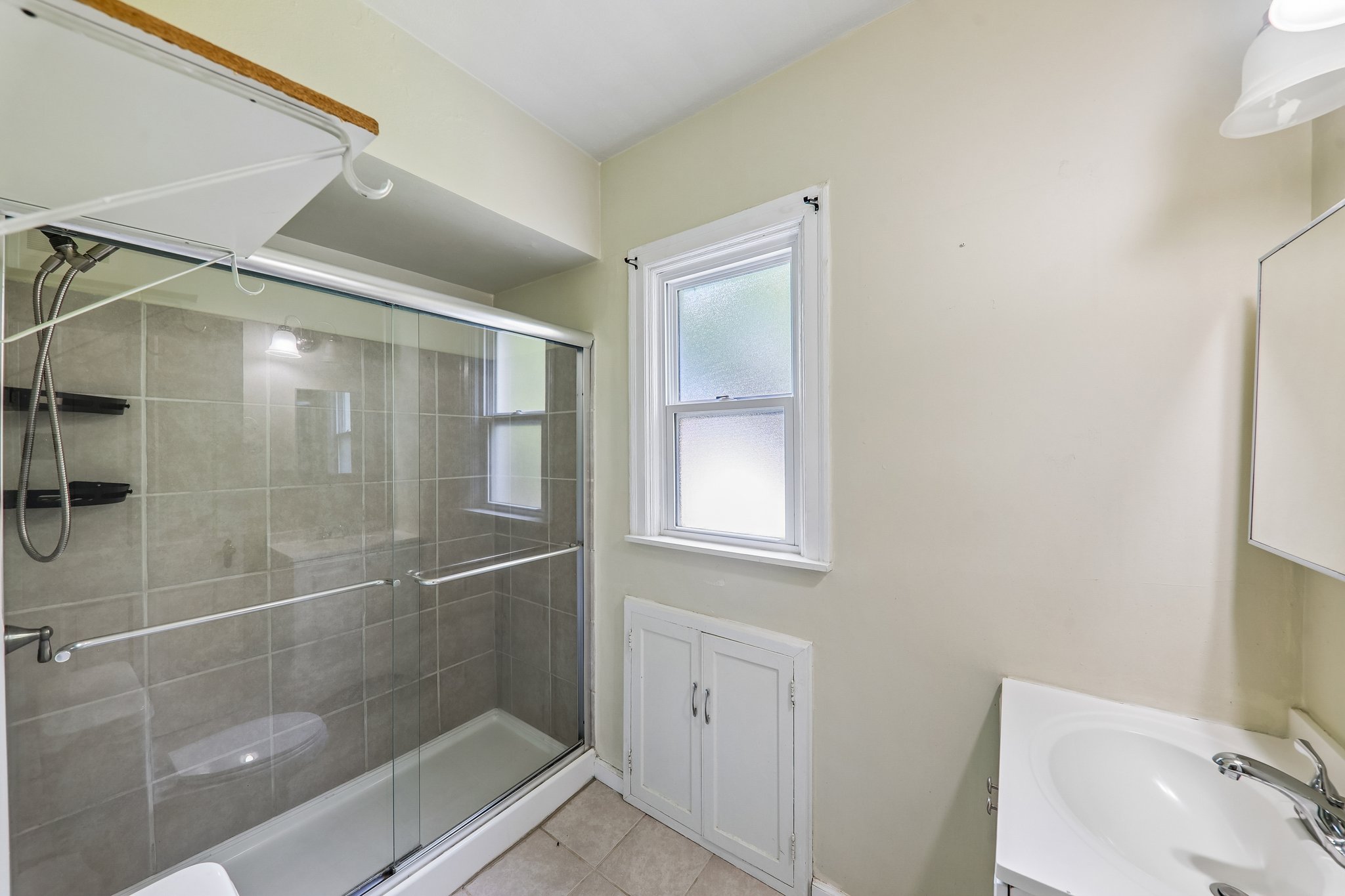 1039 Midland Blvd-S2907-022.jpg