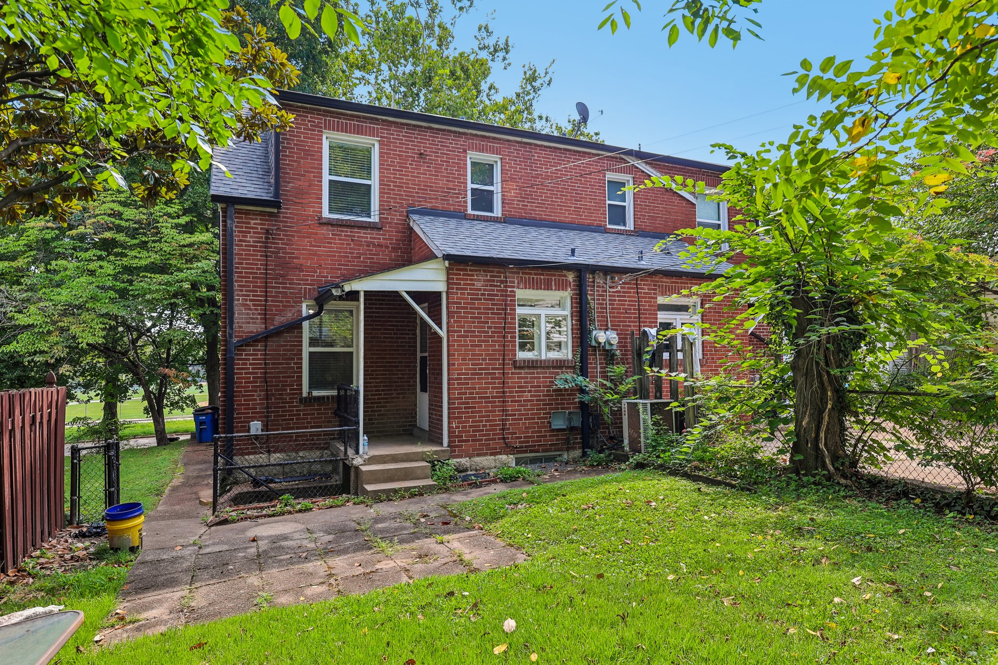 1039 Midland Blvd-S2907-027.jpg