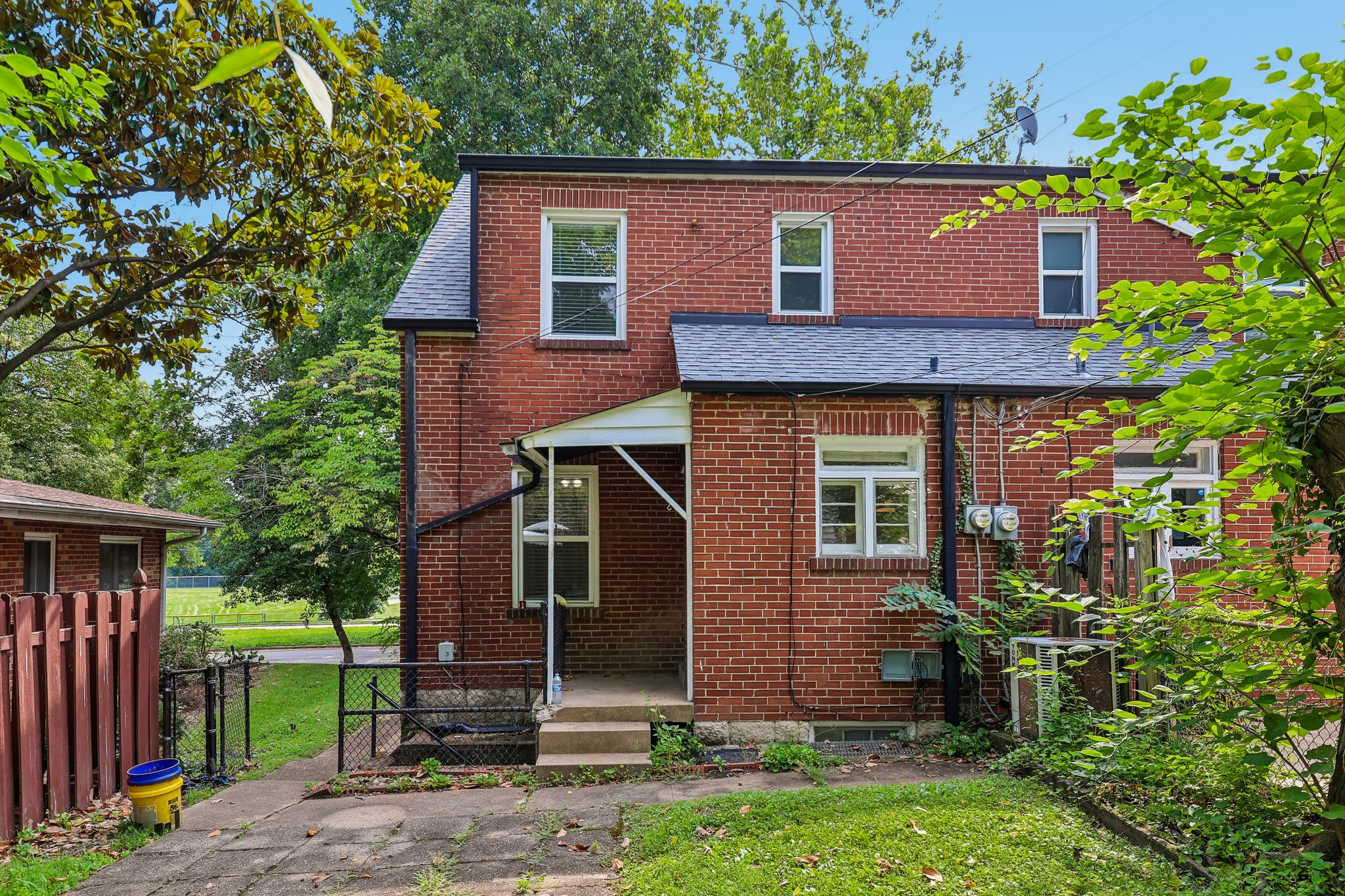 1039 Midland Blvd-S2907-028.jpg