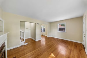 1039 Midland Blvd-S2907-009.jpg