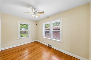 1039 Midland Blvd-S2907-019.jpg