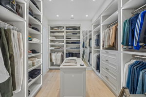 Primary Bedroom Closet