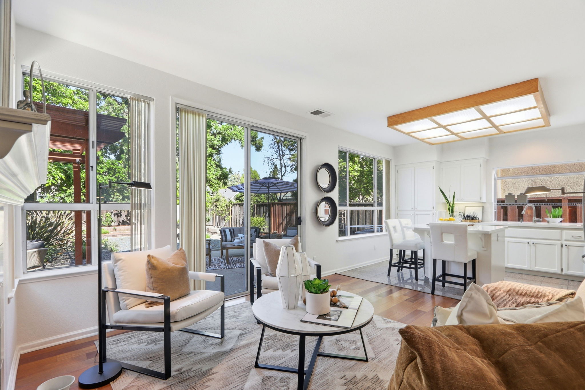 013_F8_1039 Spencer Ave