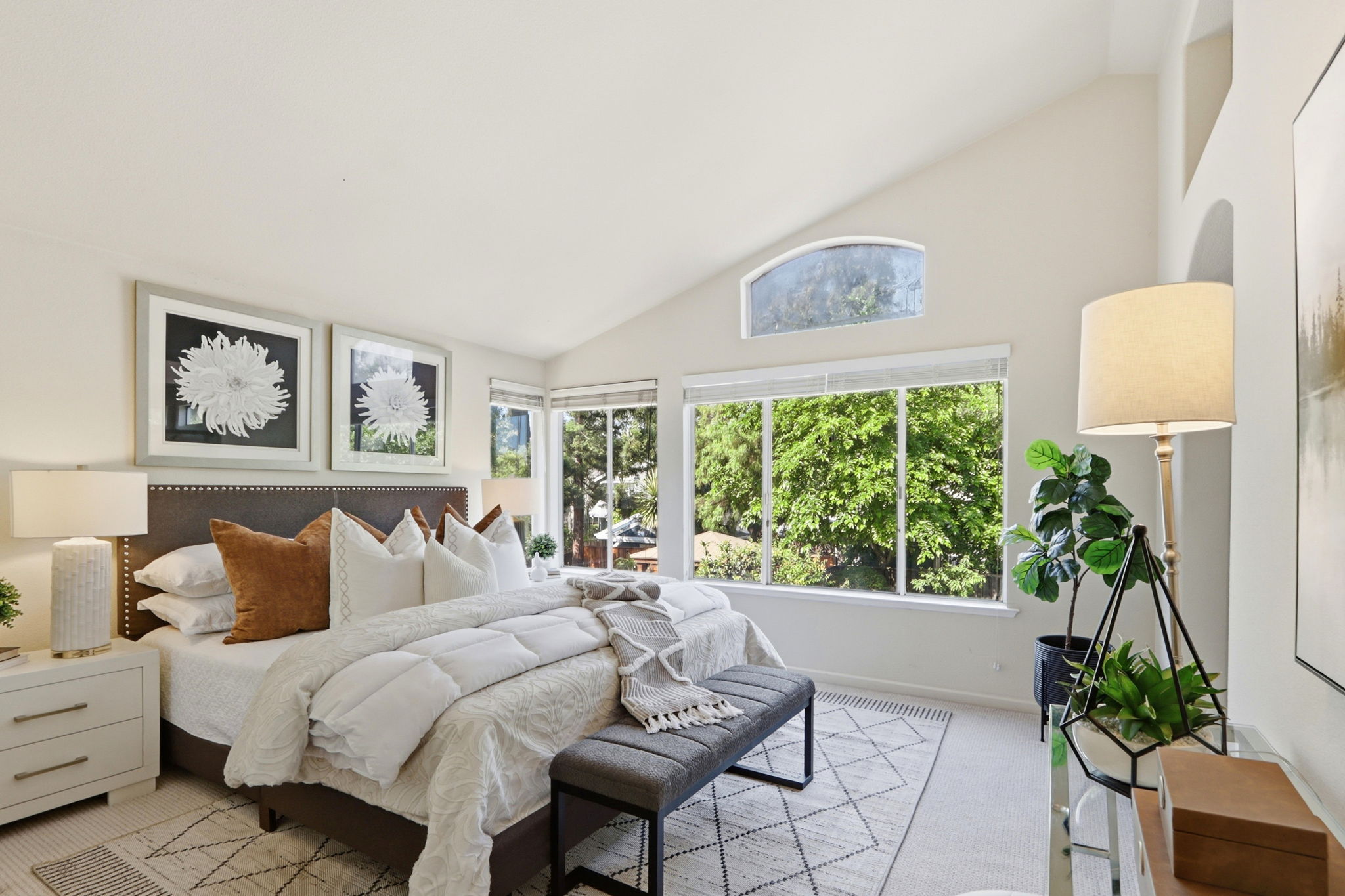 026_F8_1039 Spencer Ave