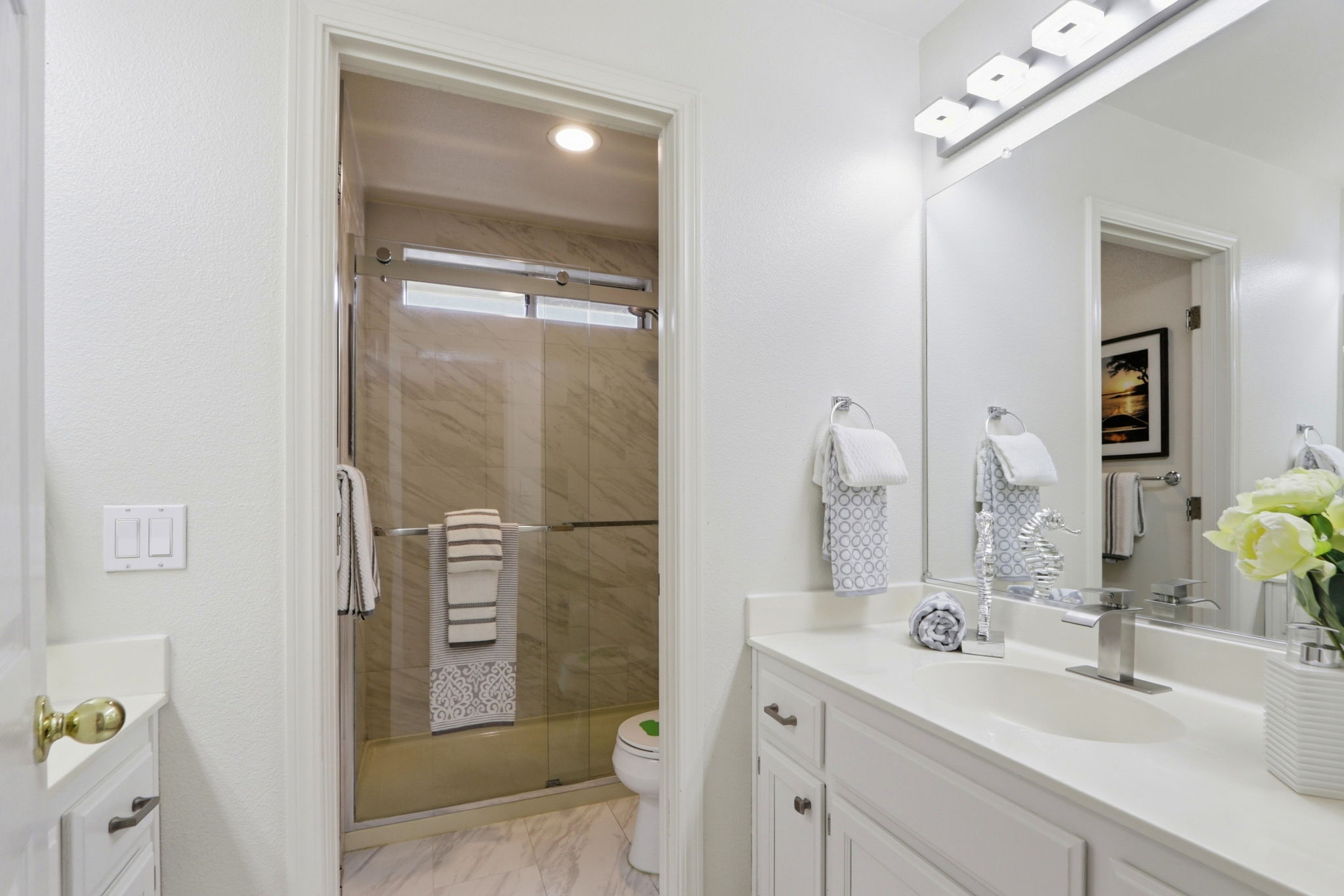 038_F8_1039 Spencer Ave