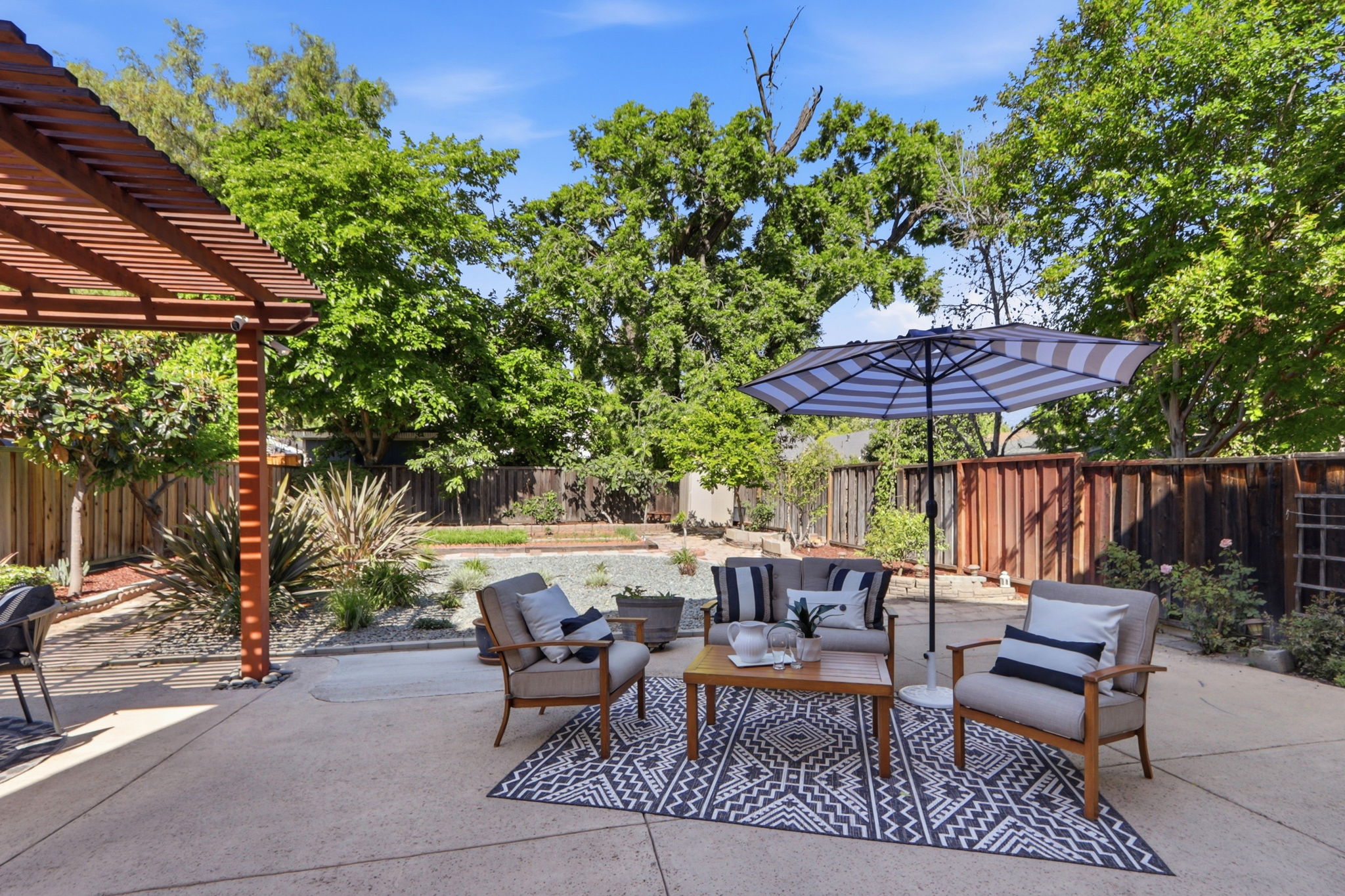 046_F8_1039 Spencer Ave