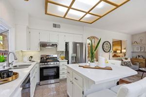 016_F8_1039 Spencer Ave