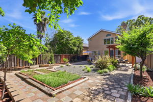 052_F8_1039 Spencer Ave