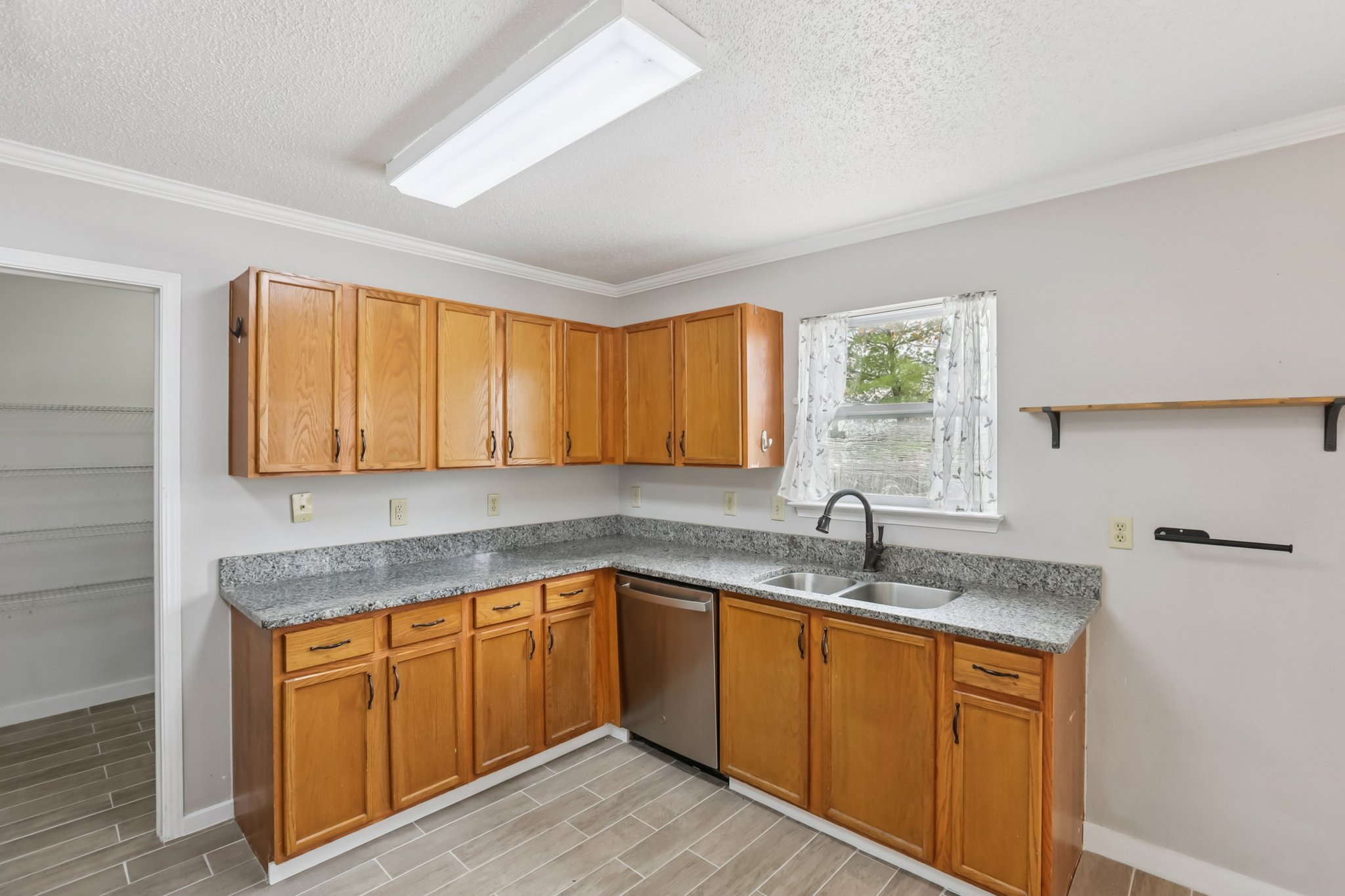 Split Rock Way-S1211-015.jpg