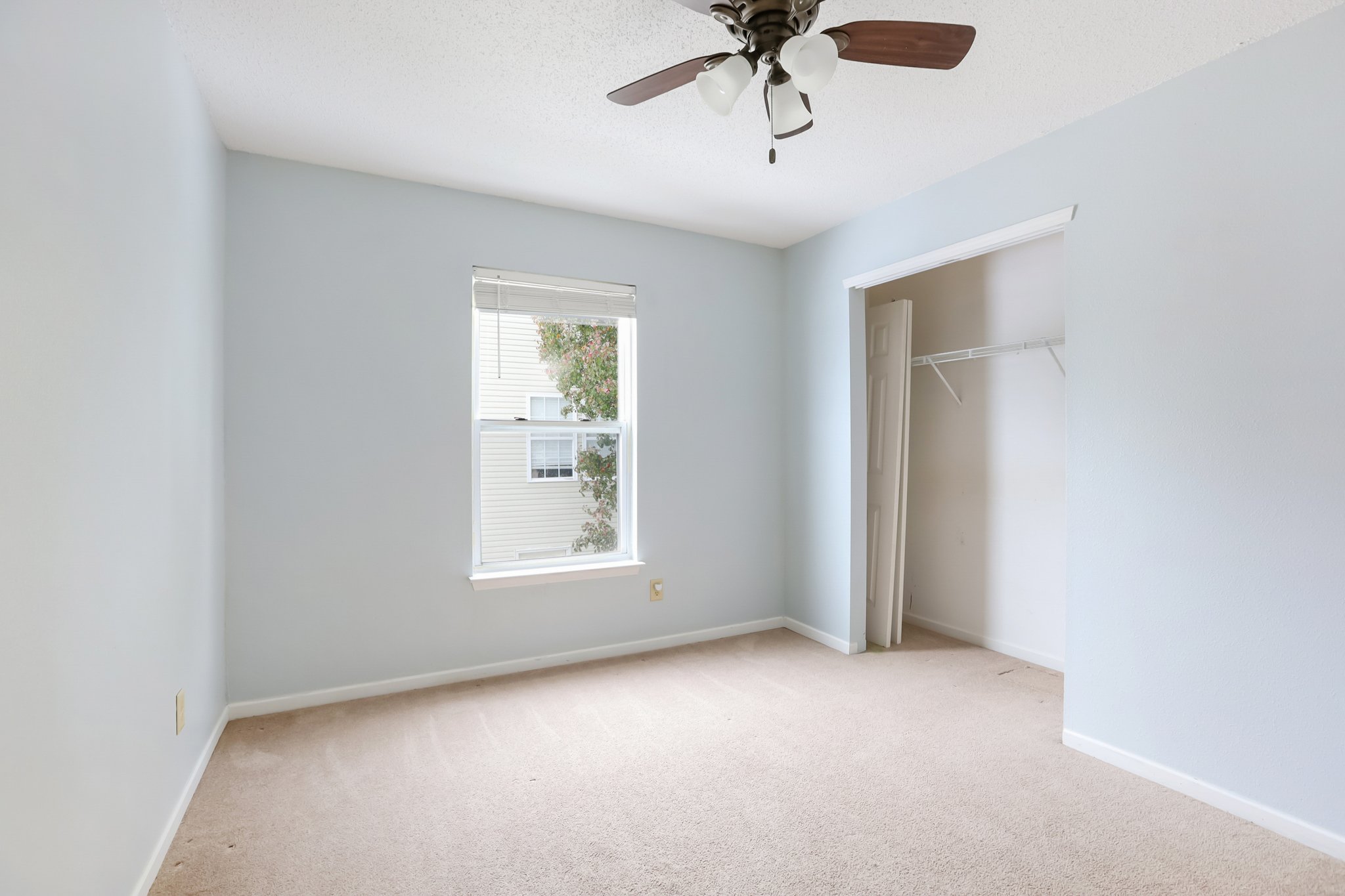 Split Rock Way-S1211-026.jpg