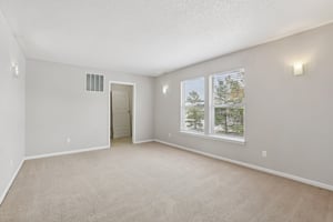 Split Rock Way-S1211-021.jpg