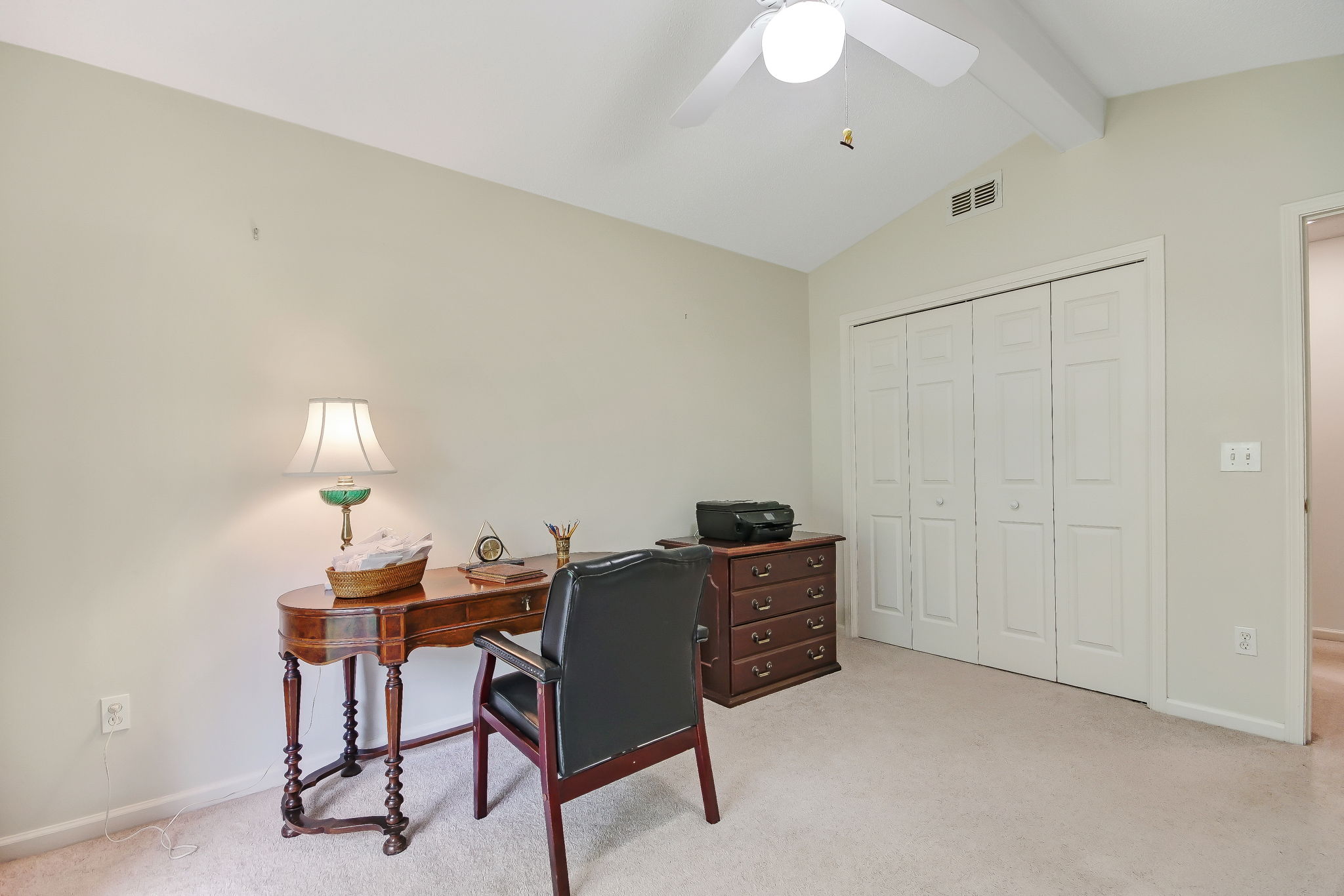 Bedroom/Office