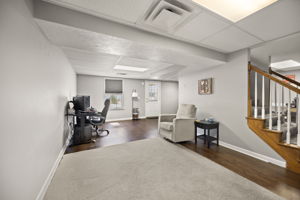  Photo 48