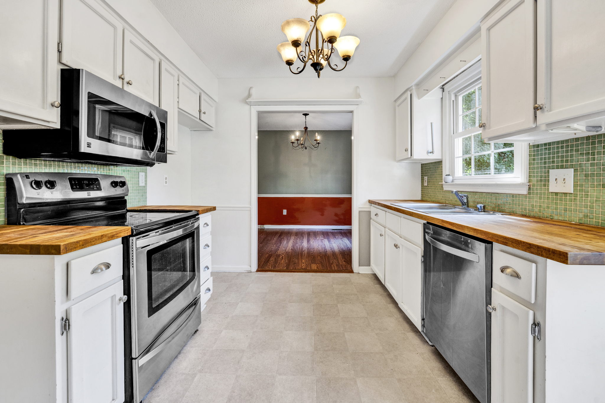 104 Brown Rd, Simpsonville, SC 29681, USA Photo 11