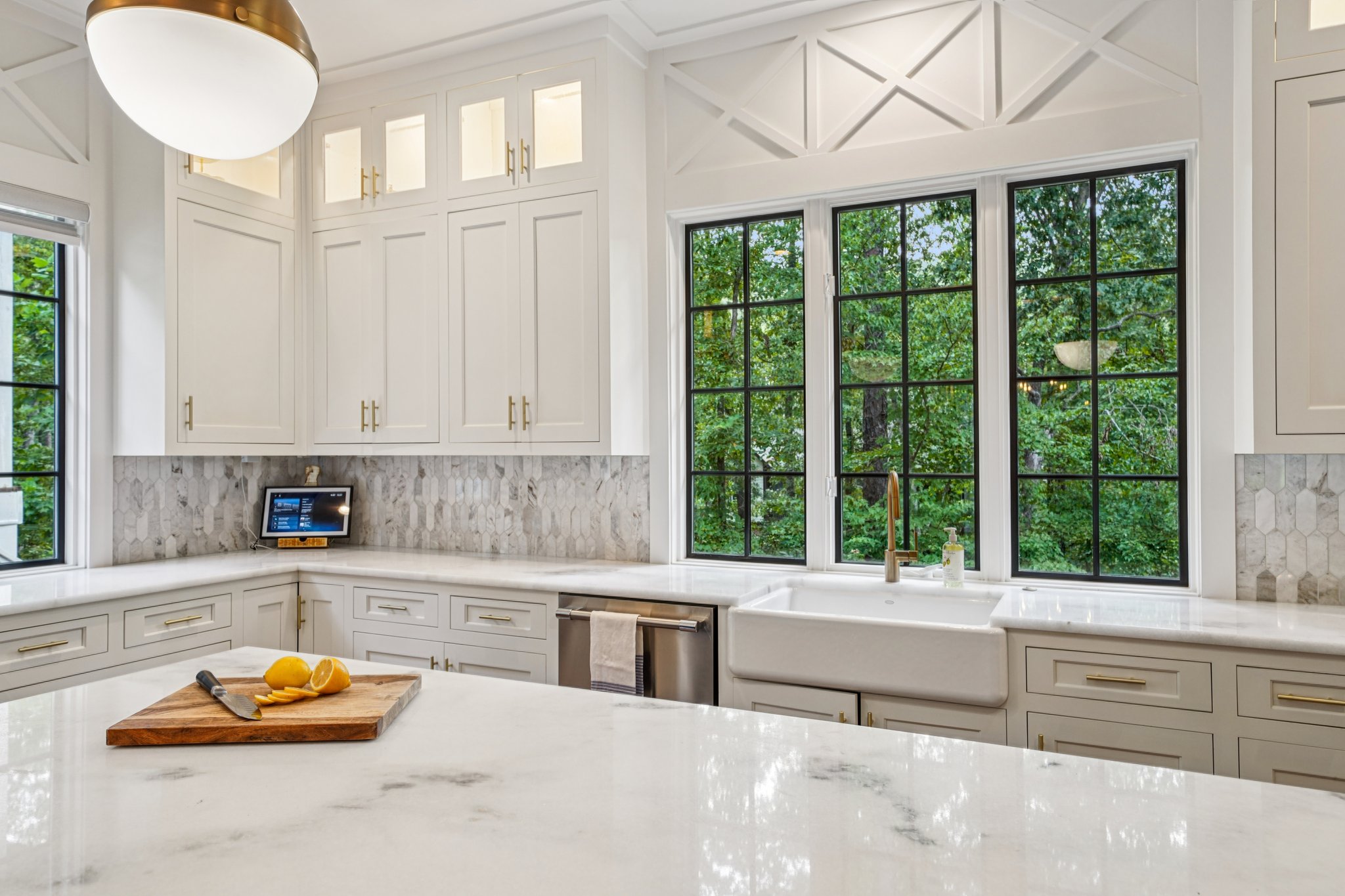 Burnham St-S2008-018.jpg