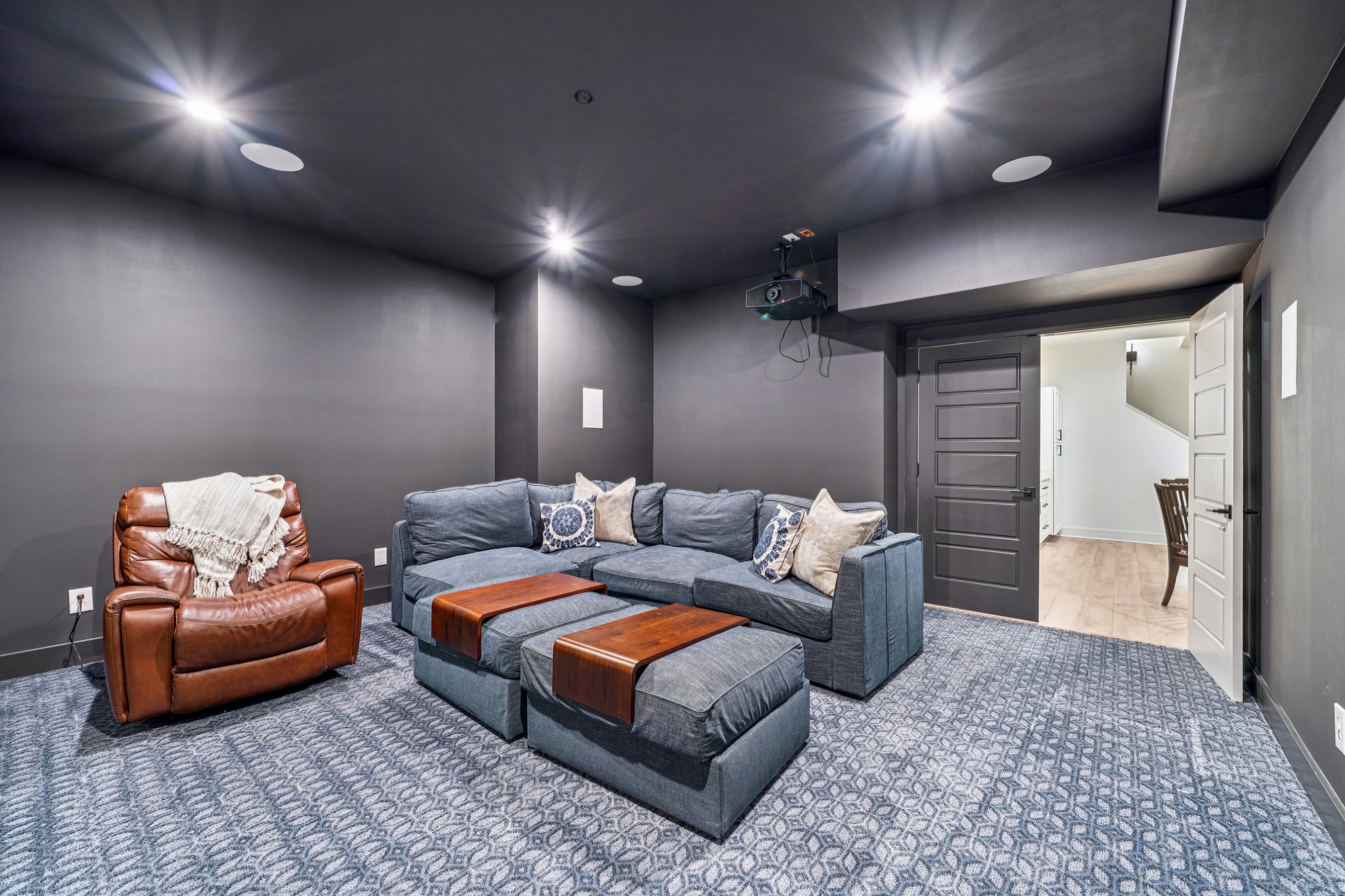 Burnham St-S2008-049.jpg