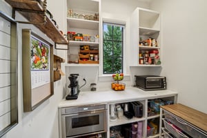 Burnham St-S2008-032.jpg