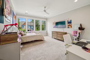 Burnham St-S2008-039.jpg