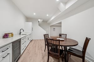 Burnham St-S2008-047.jpg