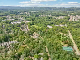 Burnham St-S2008-073.jpg