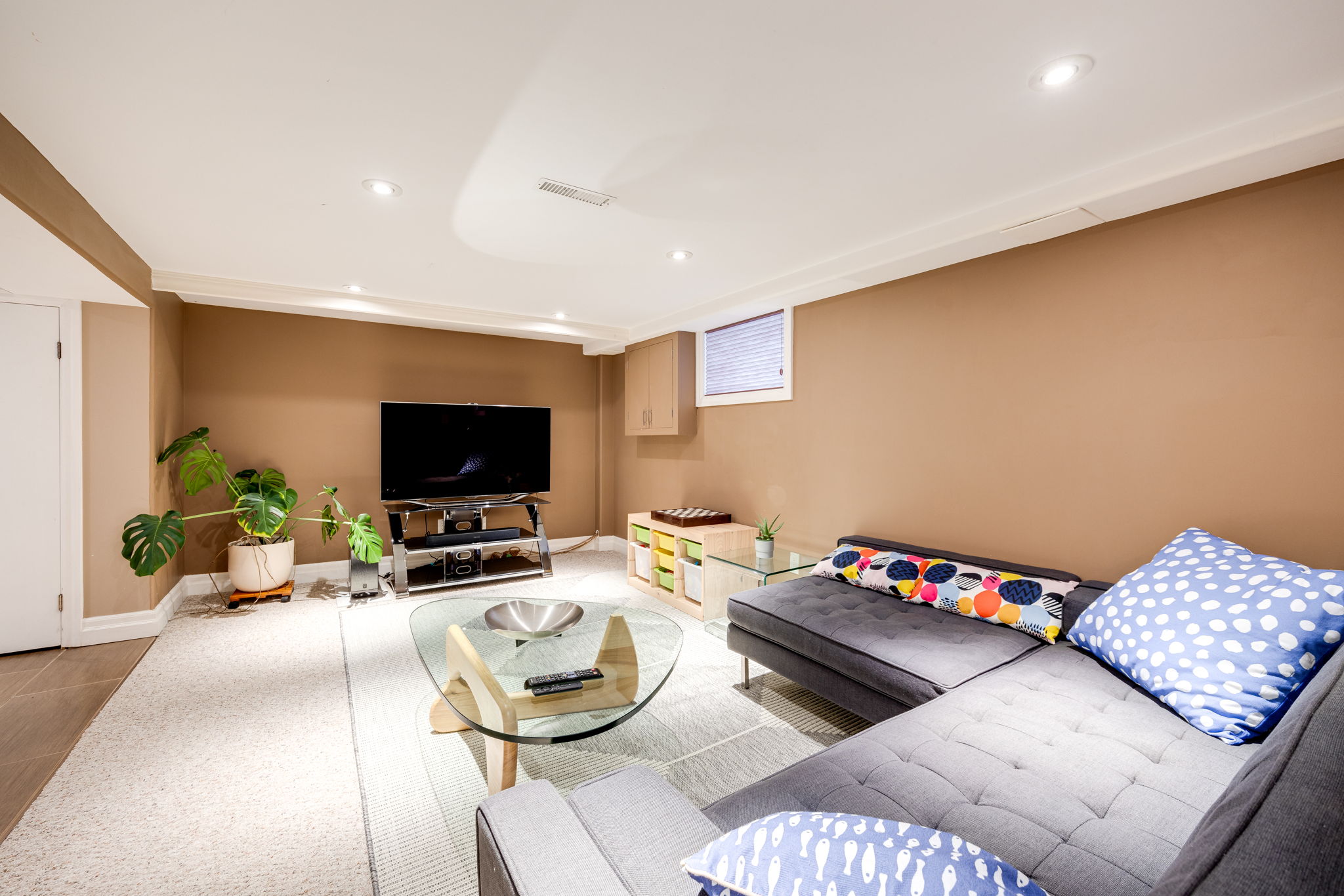 Toronto property showcase — delivered property photograph 30