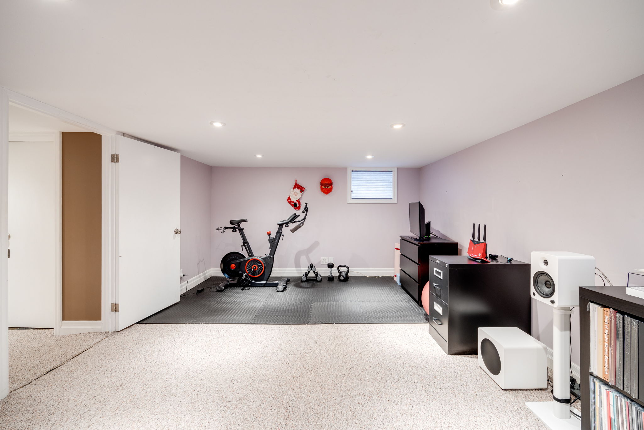 Toronto property showcase — delivered property photograph 35
