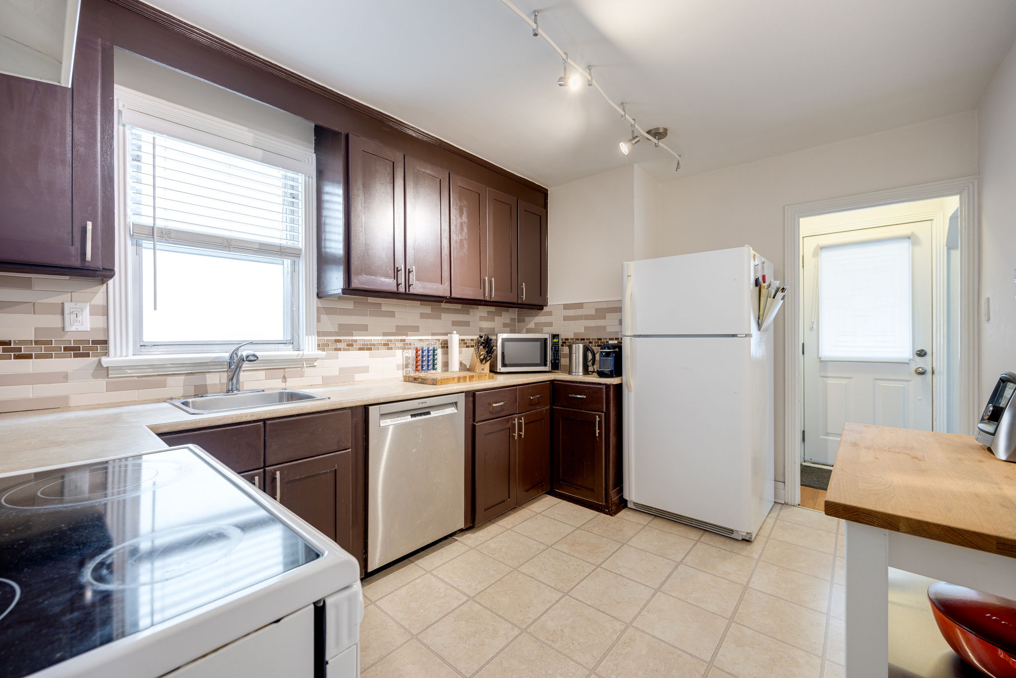 Toronto property showcase — delivered property photograph 18