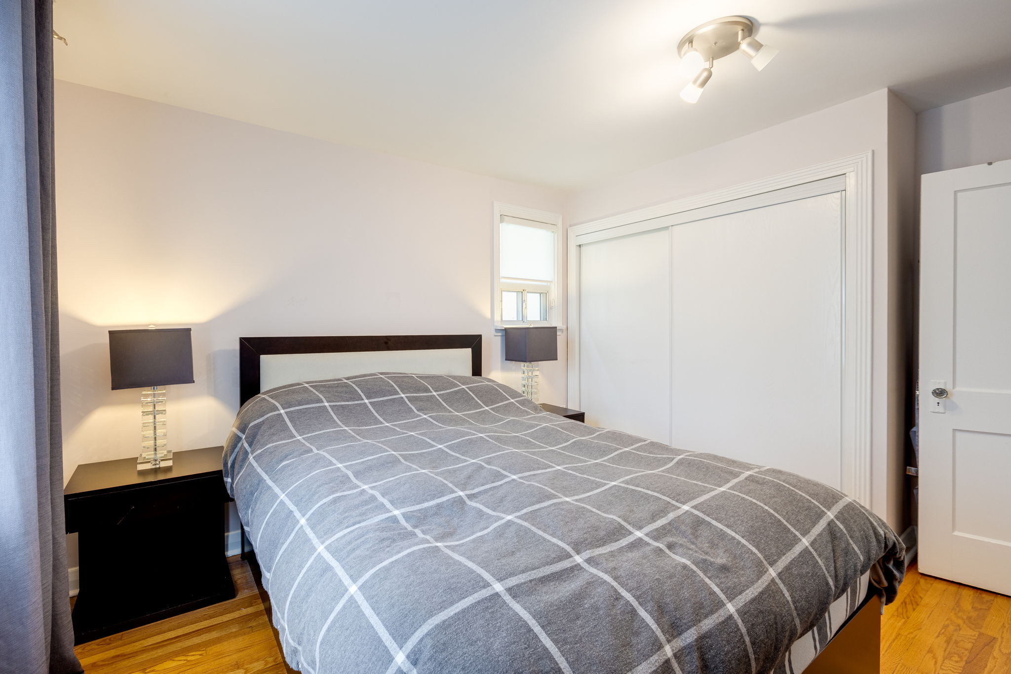 Toronto property showcase — delivered property photograph 25