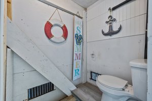  Photo 44