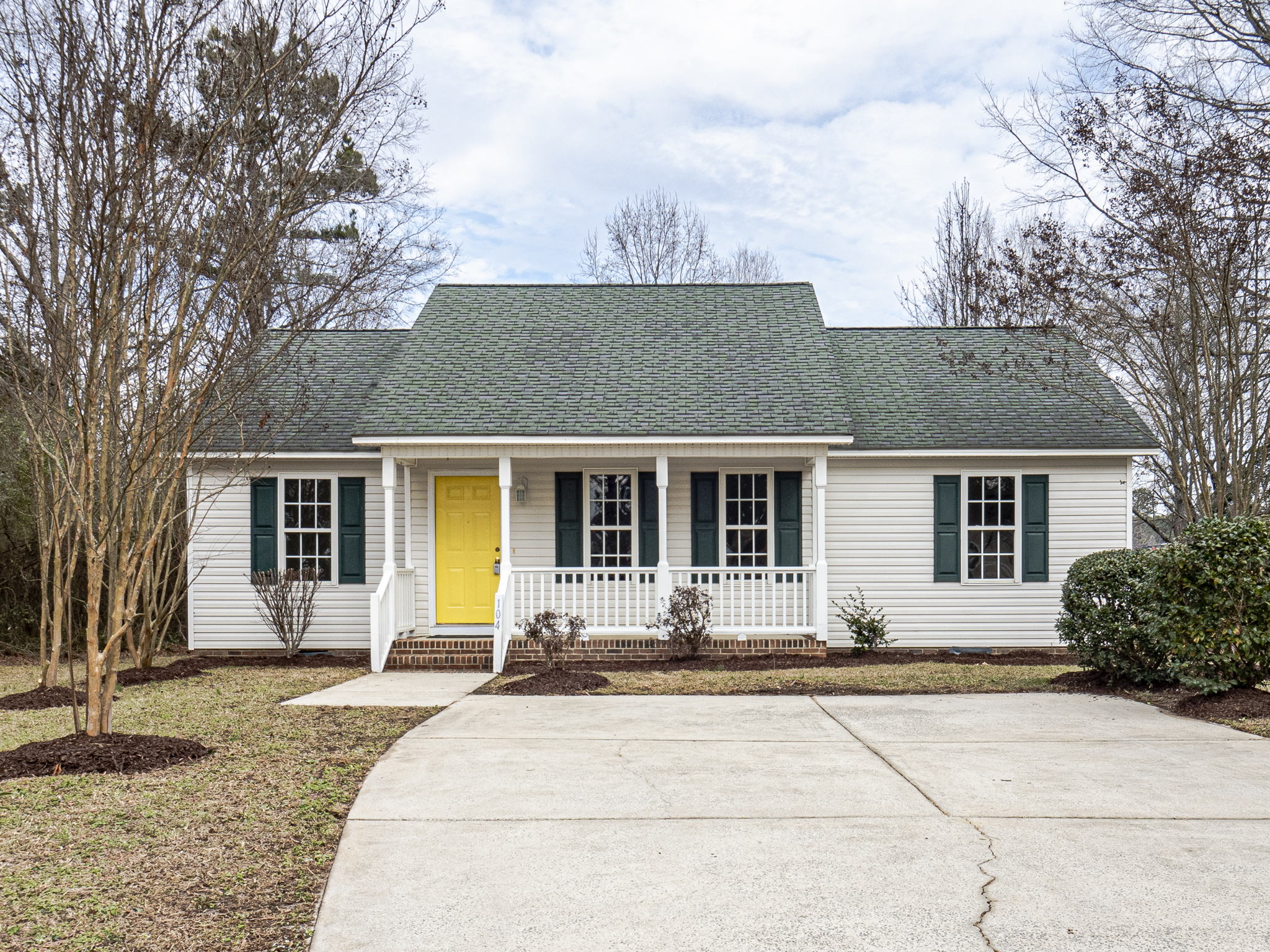104 Cloverdale Dr, Clayton, NC 27520, USA Photo 2