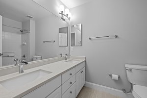  Photo 46
