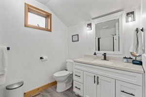  Photo 40