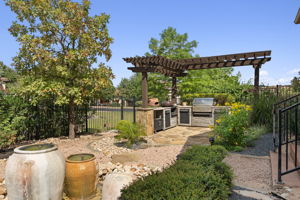 Outdoor kitchen