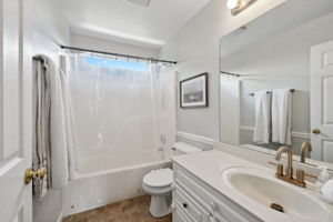  Photo 36