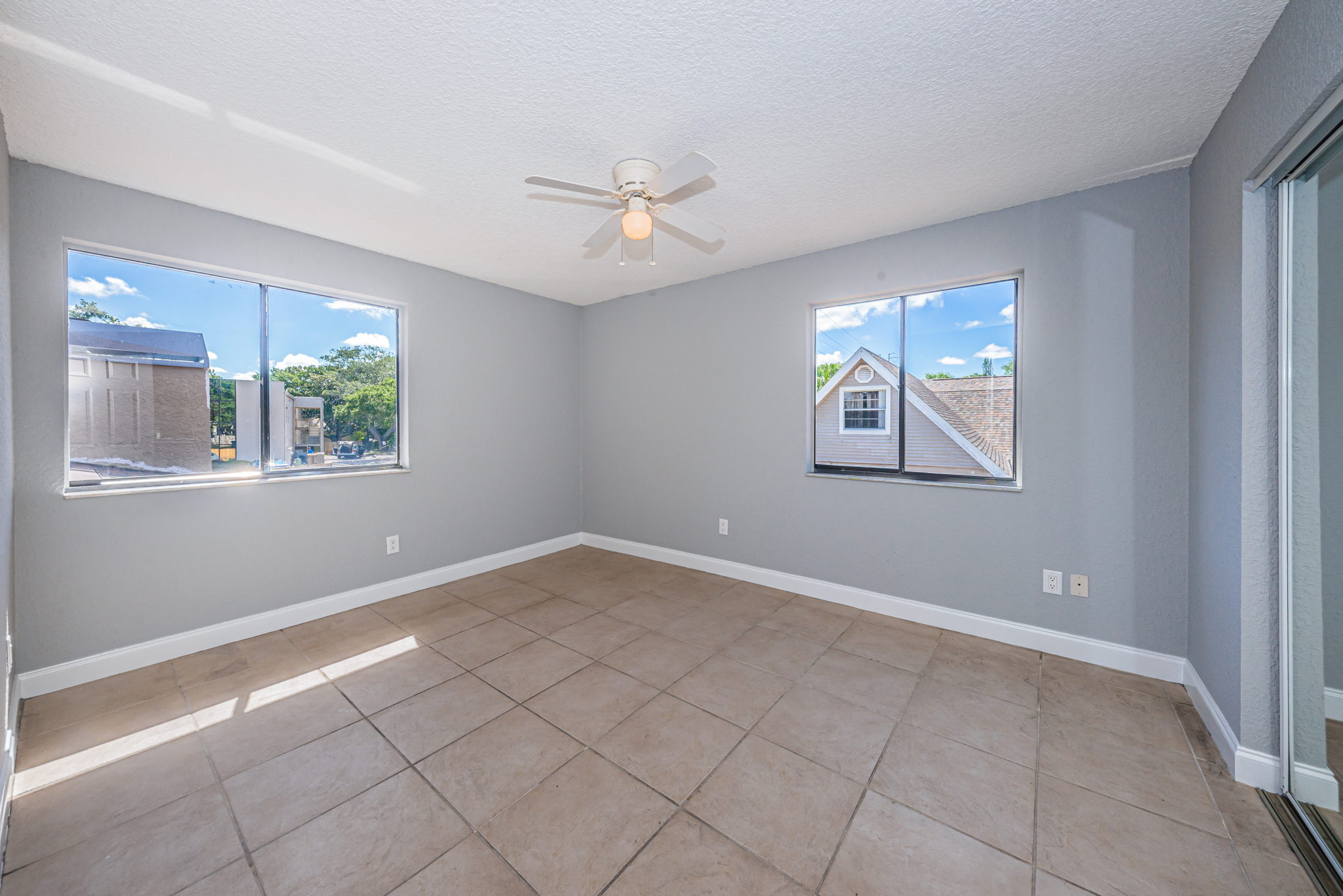 Upper Level Bedroom1