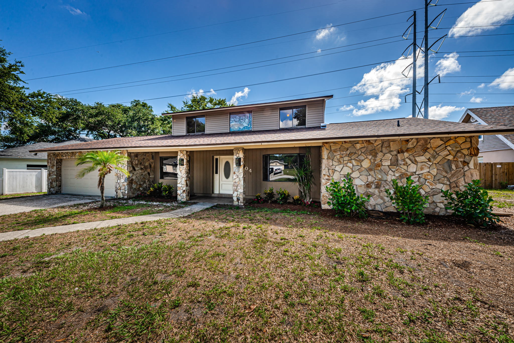 Front Exterior3