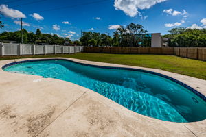 Pool2