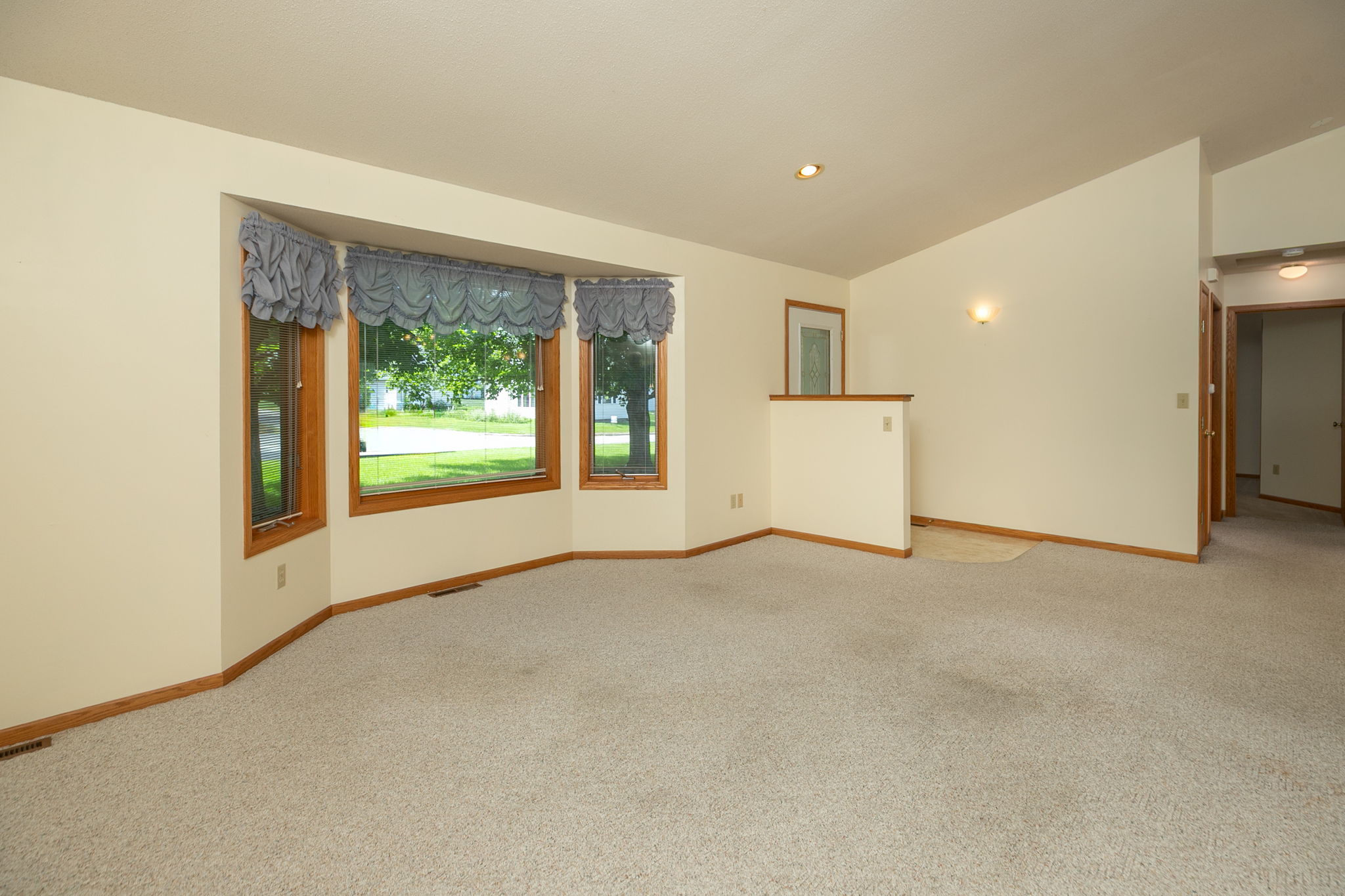 05-Living Room