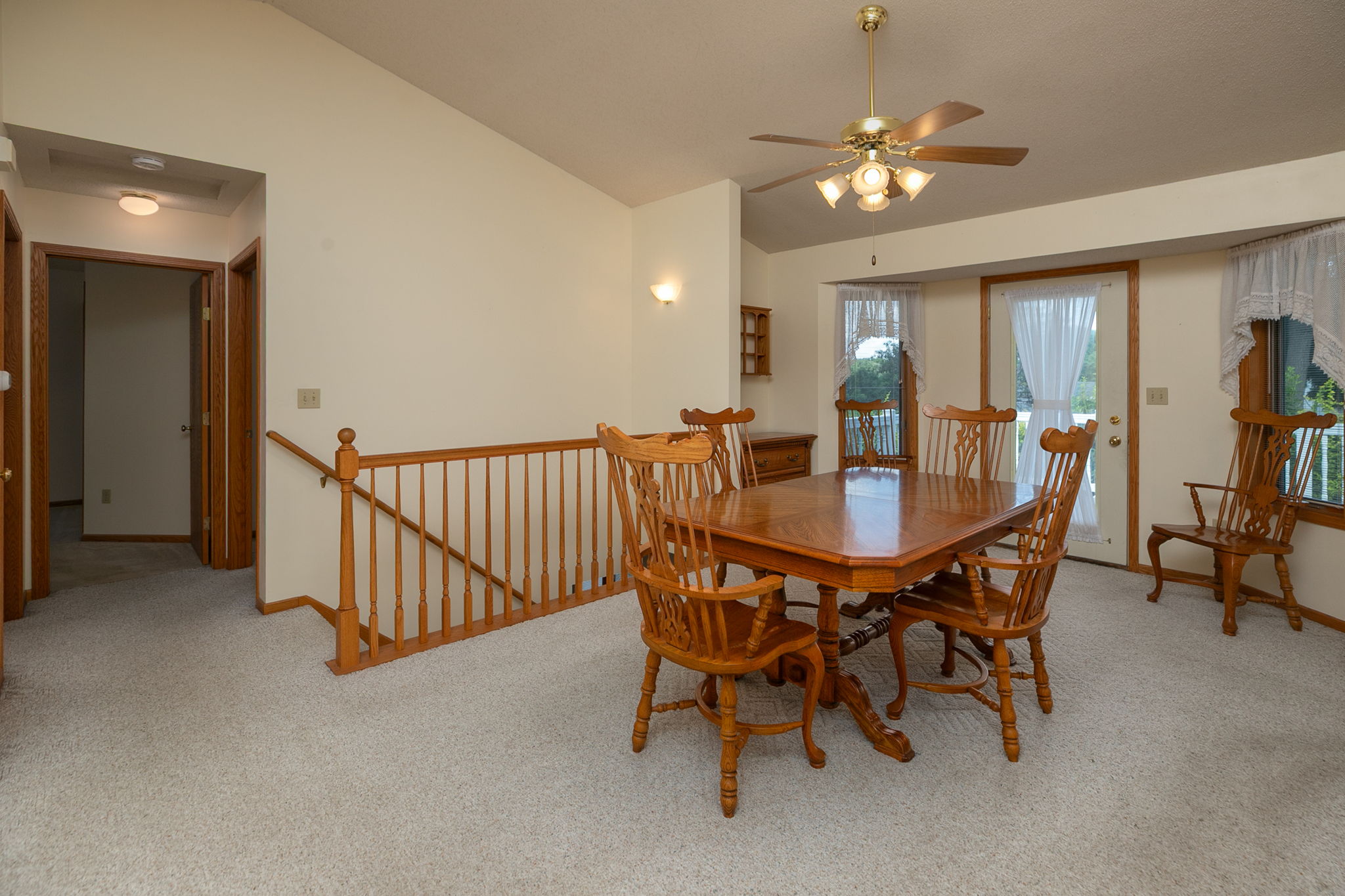 08-Dining Room