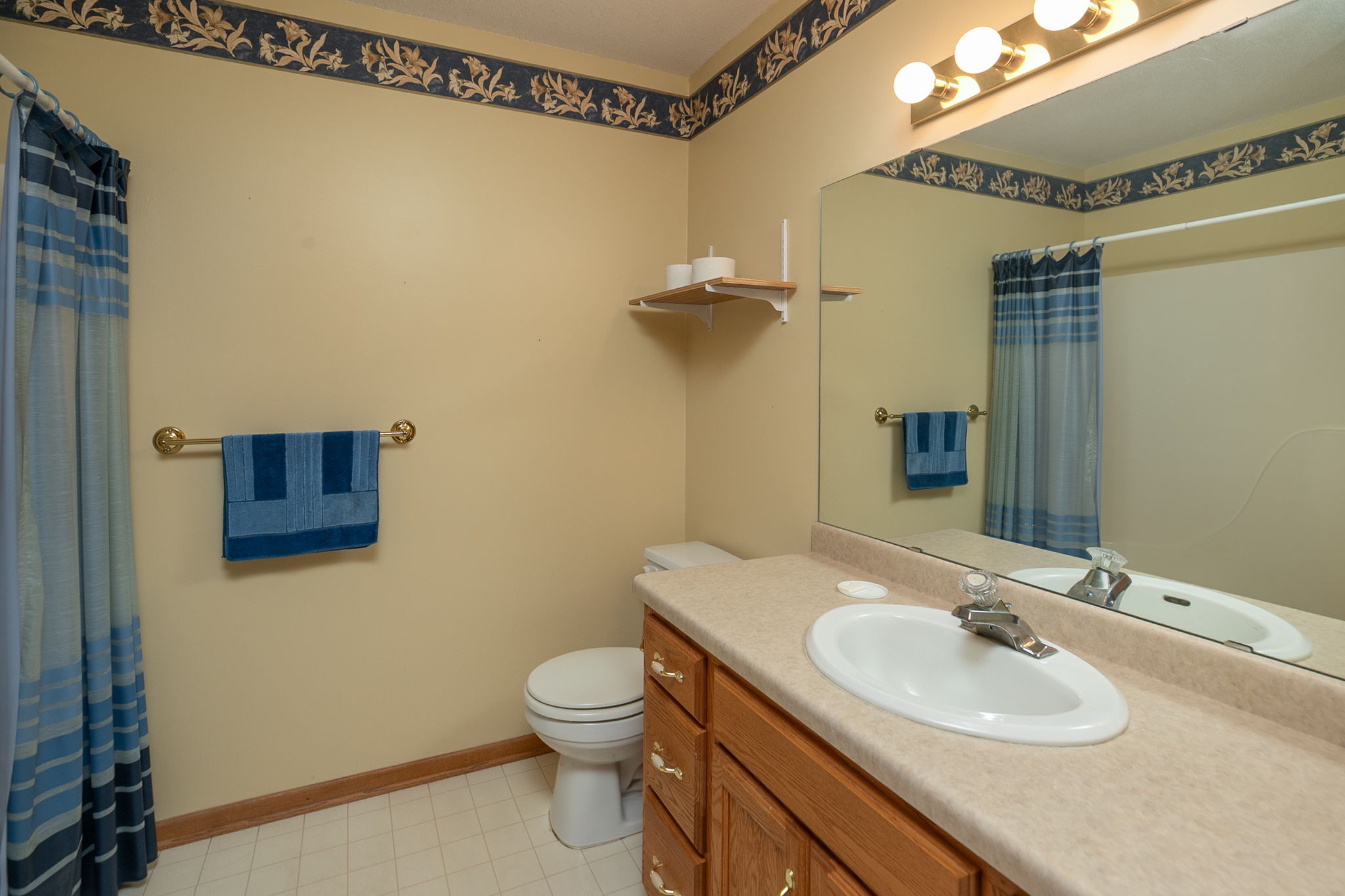 23-Bathroom