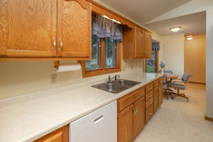 11-Kitchen