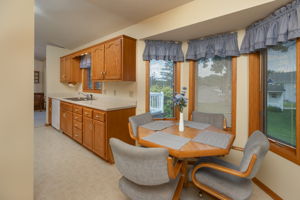 16-Kitchen