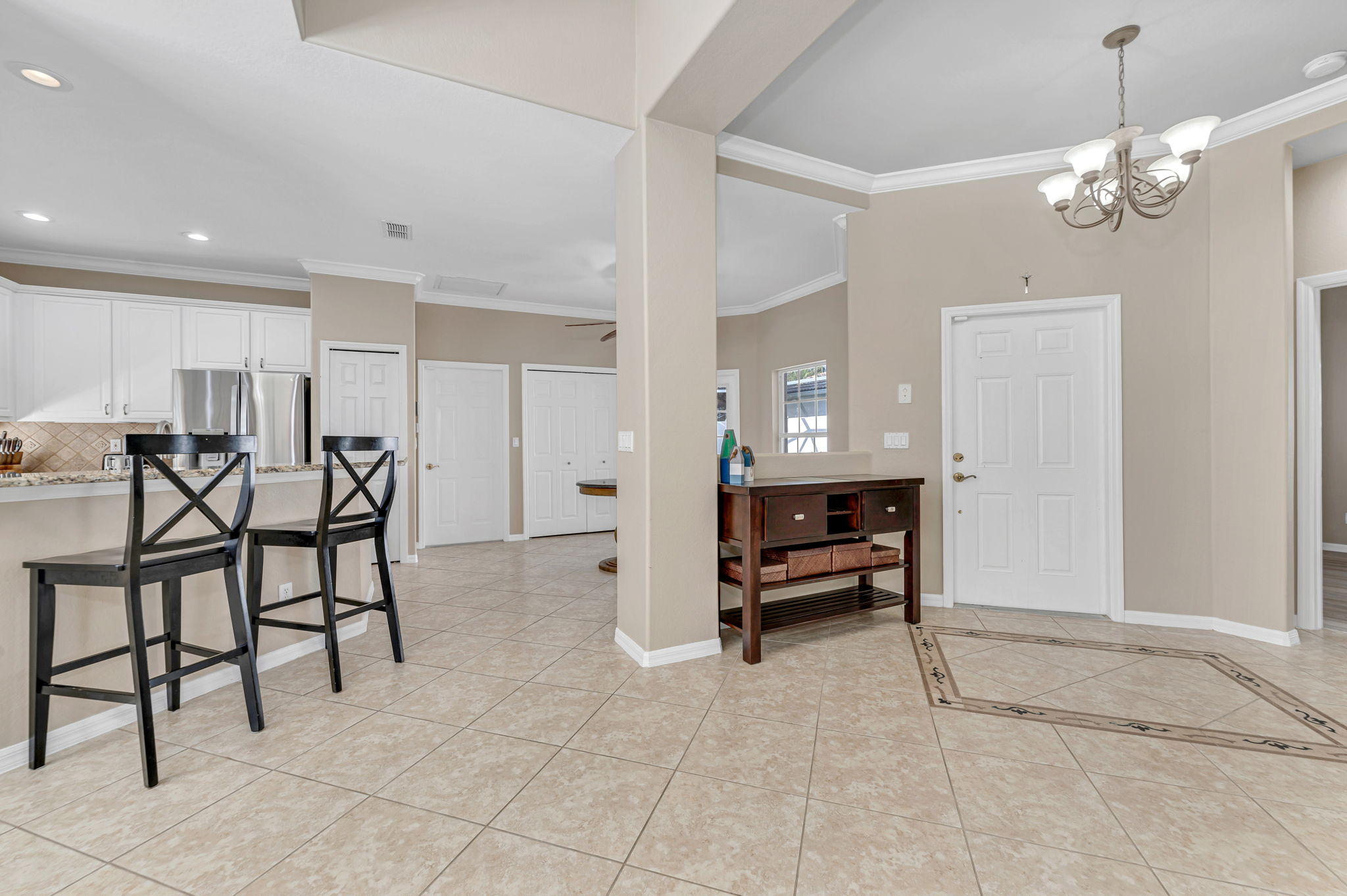 Foyer - Breakfast Bar