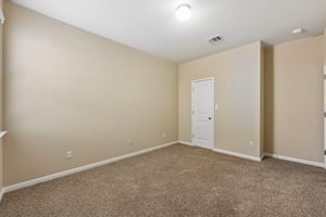Lake Mineral Wells Dr-S2009-024.jpg