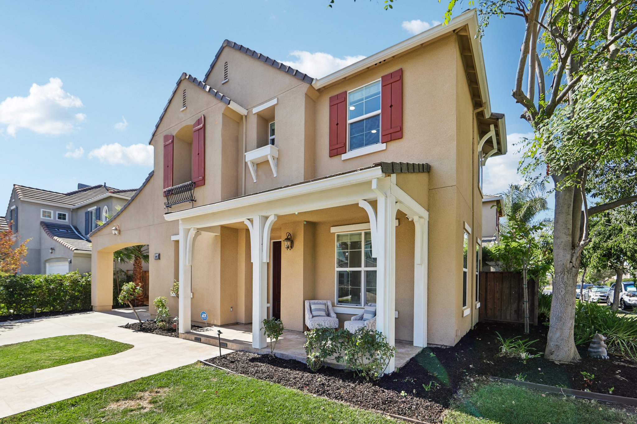 104 Macedon Ct-S1010-005.jpg
