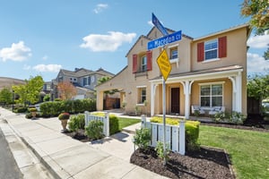 104 Macedon Ct-S1010-004.jpg