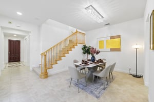 104 Macedon Ct-S1010-017.jpg